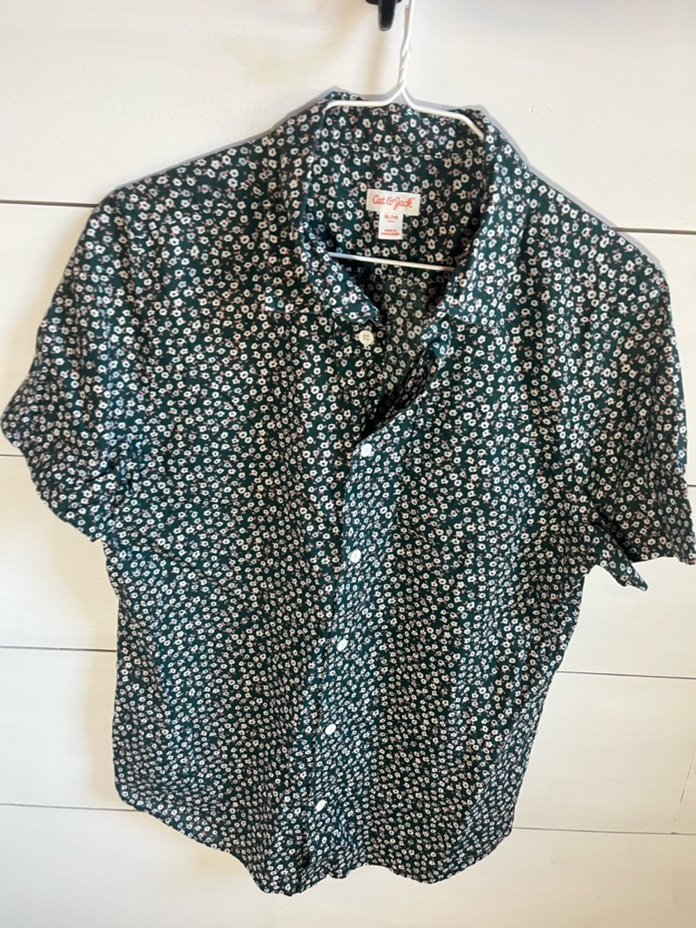 Cat & Jack Boy’s Dark Green Floral Short Sleeve Button-Up Shirt